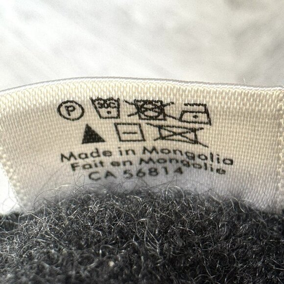 Men's V-Neck Sweater - Charcoal Gray - Picture 6 of 6